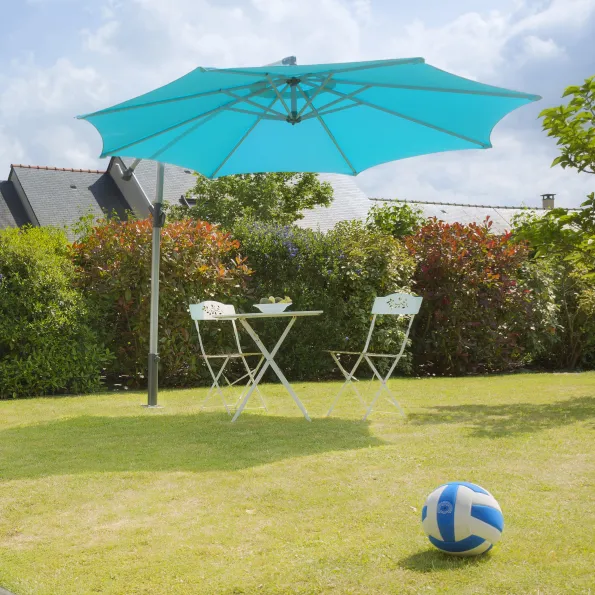 Ancrage parasol déporté sur terrain penté Gard&Rock